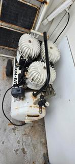 Jun-air compressor, Ophalen, Gebruikt, 6 tot 10 bar, 25 tot 100 liter