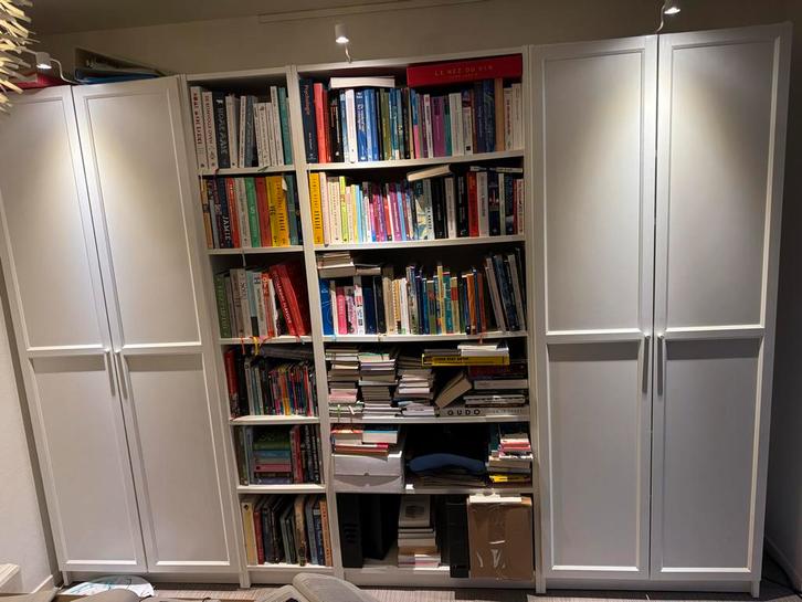 Grote boekenkast / kastenwand 280 cm breed met verlichting, Huis en Inrichting, Kasten | Boekenkasten, Gebruikt, 200 cm of meer