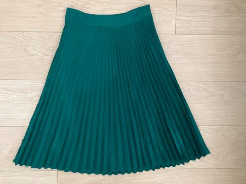 Sezane Dino plissé rok gevoerd groen mt 38 zgan, Kleding | Dames, Rokken, Zo goed als nieuw, Maat 38/40 (M), Groen, Onder de knie