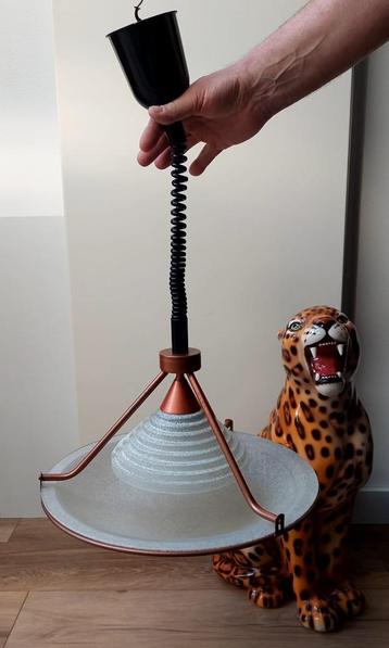 Ufo Design Art Deco hang lamp Design beschikbaar voor biedingen