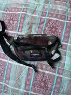 Eastpak camo heup tas, Sieraden, Tassen en Uiterlijk, Ophalen of Verzenden, 30 cm of meer