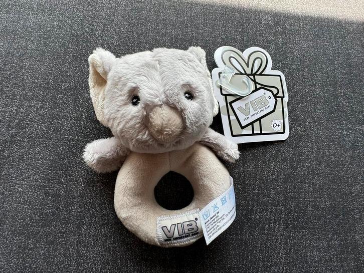 Te koop: VIB rammelaar pluche grijs koala NIEUW!, Kinderen en Baby's, Speelgoed | Knuffels en Pluche, Nieuw, Overige typen, Ophalen of Verzenden