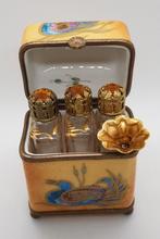 Parfumdoosje limoges porselein collectors item, Ophalen of Verzenden, Gebruikt, Parfumfles