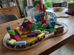 Houten trein baan met trein en Woezel en Pip bouw blokken, Ophalen, Zo goed als nieuw, Overige typen