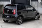 Volkswagen Up! 1.0 2014 | CUP Up! 75PK | Pano | Automaat, Euro 5, Stof, Gebruikt, Met garantie (alle)