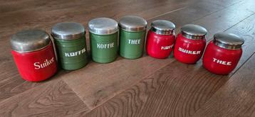 7 Vintage Emaille Voorraadbussen Koffie, Thee, Suiker beschikbaar voor biedingen