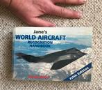 Jane's World Aircraft Recognition handbook 1992, Boeken, Ophalen of Verzenden, Gelezen, Vliegtuig