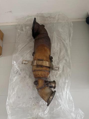 Alfa Romeo Giulia 2.0L Downpipe 200cell beschikbaar voor biedingen