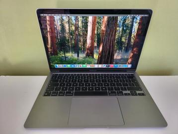 Zo goed als nieuw Apple MacBook Air M1 84 keer maar opgelade beschikbaar voor biedingen