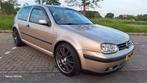 Volkswagen Golf 1.6 16v 2001, Auto's, Volkswagen, 1596 cc, Beige, 4 stoelen, 1200 kg