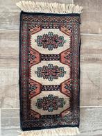 Perzisch tapijtje 70 x 32cm, Antiek en Kunst, Antiek | Kleden en Textiel, Ophalen of Verzenden