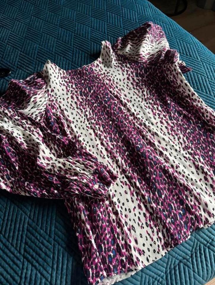 Studio Anneloes Crêpe Blouse - Knoopdetail Rug, Kleding | Dames, Blouses en Tunieken, Zo goed als nieuw, Maat 38/40 (M), Paars