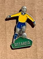 Voetballer SITTARDIA Speldje nr H, Ophalen of Verzenden, Zo goed als nieuw