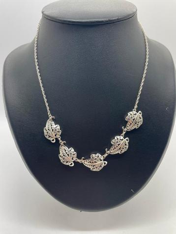 A250 Prachtige zilveren filigrain ketting beschikbaar voor biedingen