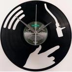 DJ disc jockey platenspeler vinyl klok wandklok decoratie, Huis en Inrichting, Woonaccessoires | Klokken, Info@deconoord.nl, Deco Noord
