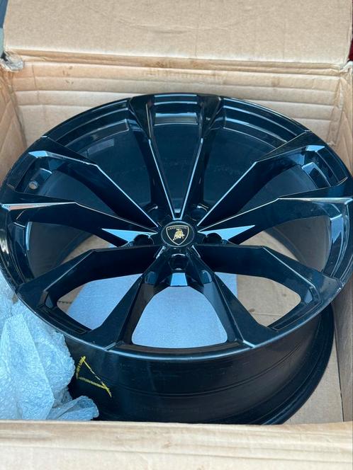 1x of 2x Losse Lamborghini Urus 23 Inch Velgen Schadevrij, Auto-onderdelen, Banden en Velgen, Velg(en), Zomerbanden, Overige maten