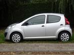 Peugeot 107 1.0 Access Accent met Radio en Airco, Voorwielaandrijving, Euro 5, Startonderbreker, Gebruikt