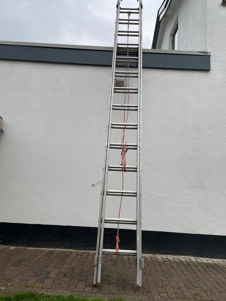 Aluminium Trekladder 2x14, Doe-het-zelf en Verbouw, Ladders en Trappen, Gebruikt, Ladder, 4 meter of meer, Opvouwbaar of Inschuifbaar