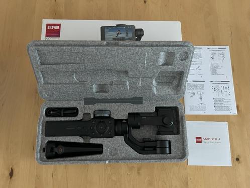 Zhiyun Smooth 4 3-Assige-Smartphone gimbal in originele doos, Audio, Tv en Foto, Fotografie | Statieven en Balhoofden, Zo goed als nieuw