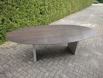 Kersen ovalen tafel zware kwaliteit 125x250 beschikbaar voor biedingen