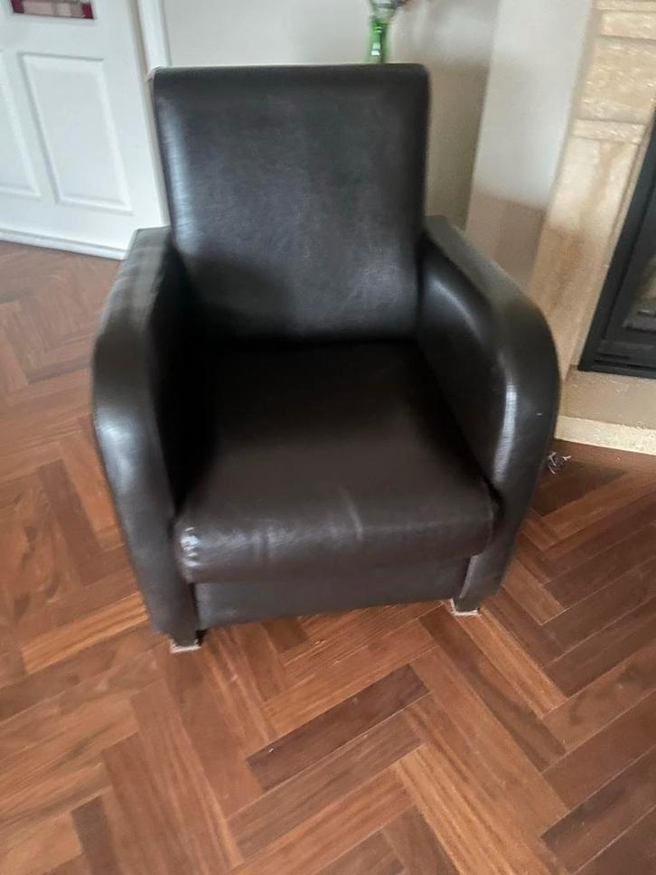 Twee bruinleren fauteuils, Huis en Inrichting, Fauteuils, Gebruikt, Leer, 75 tot 100 cm, Ophalen of Verzenden