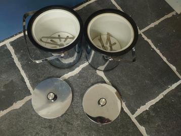 2 Chrome ijsemmers (elk 16B x 17,5H) met ijstangetjes beschikbaar voor biedingen