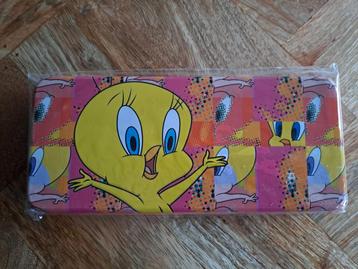 Tweety potloden blikje beschikbaar voor biedingen