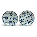 Twee Qianlong Chinees porseleinen schotels, Ophalen of Verzenden