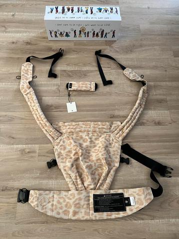 Artipoppe Draagzak Leopard Beige - Zo Goed Als Nieuw! beschikbaar voor biedingen