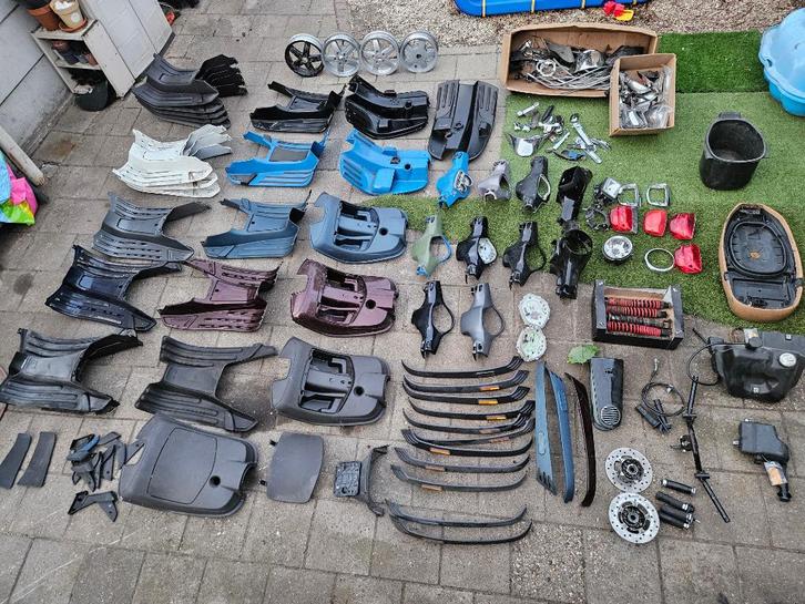 Vespa LX S & sprint onderdelen., Fietsen en Brommers, Brommeronderdelen | Scooters, Gebruikt, Vespa, Kap, Ophalen of Verzenden
