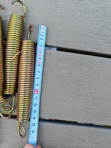 Trampoline veren set beschikbaar voor biedingen