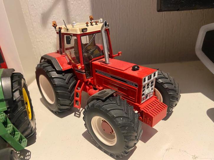 Miniaturen 1:32, Hobby en Vrije tijd, Modelauto's | 1:32, Zo goed als nieuw, Tractor of Landbouw, Overige merken, Ophalen of Verzenden