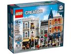 Lego Assembly Square, 10255, NIEUW, Kinderen en Baby's, Speelgoed | Duplo en Lego, Ophalen of Verzenden, Nieuw