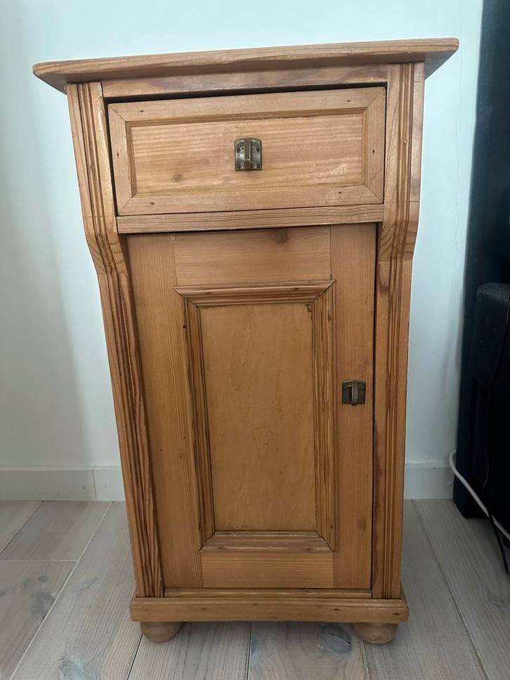Oud grenen kastje met lade en deur, Huis en Inrichting, Kasten | Dressoirs, Gebruikt, Minder dan 50 cm, 25 tot 50 cm, Met lade(s)