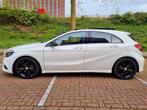 Mercedes A-klasse 2016 met 180pk, Zwart, Alcantara, Wit, Handgeschakeld