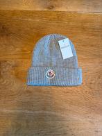 Grijze Moncler Beanie - Nieuw!, Ophalen of Verzenden, Nieuw, One size fits all, Hoed