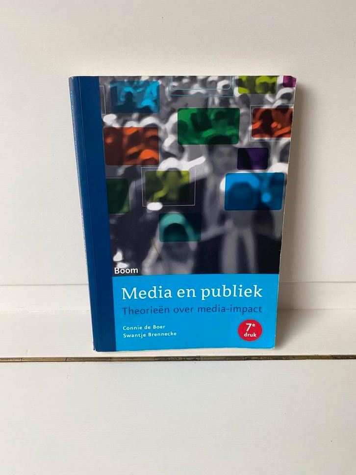 Media en publiek 7e druk studieboek., Boeken, Studieboeken en Cursussen, Gelezen, HBO, Alpha, Ophalen of Verzenden