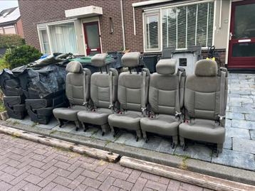 Leer met alcantara stoelen 3p gordel oldtimer bus camper beschikbaar voor biedingen