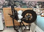 Te koop aangeboden oud spinnenwiel, Hobby en Vrije tijd, Ophalen, Spinnewiel