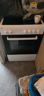 Etna Fiv560wit inductie fornuis, Witgoed en Apparatuur, Fornuizen, Ophalen, 4 kookzones, Zo goed als nieuw, Inductie