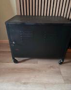 Gratis! Ikea PS Metalen kastje op wieltjes, Ophalen, Gebruikt