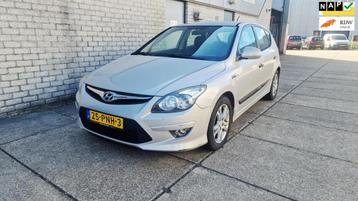 Hyundai I30 1.4i i-Drive Cool 3e eigenaar Airco NAP beschikbaar voor biedingen