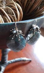 Prachtige mos aquamarijn-labradoriet hangoorbellen, verguld, Ophalen of Verzenden, Zo goed als nieuw, Overige materialen