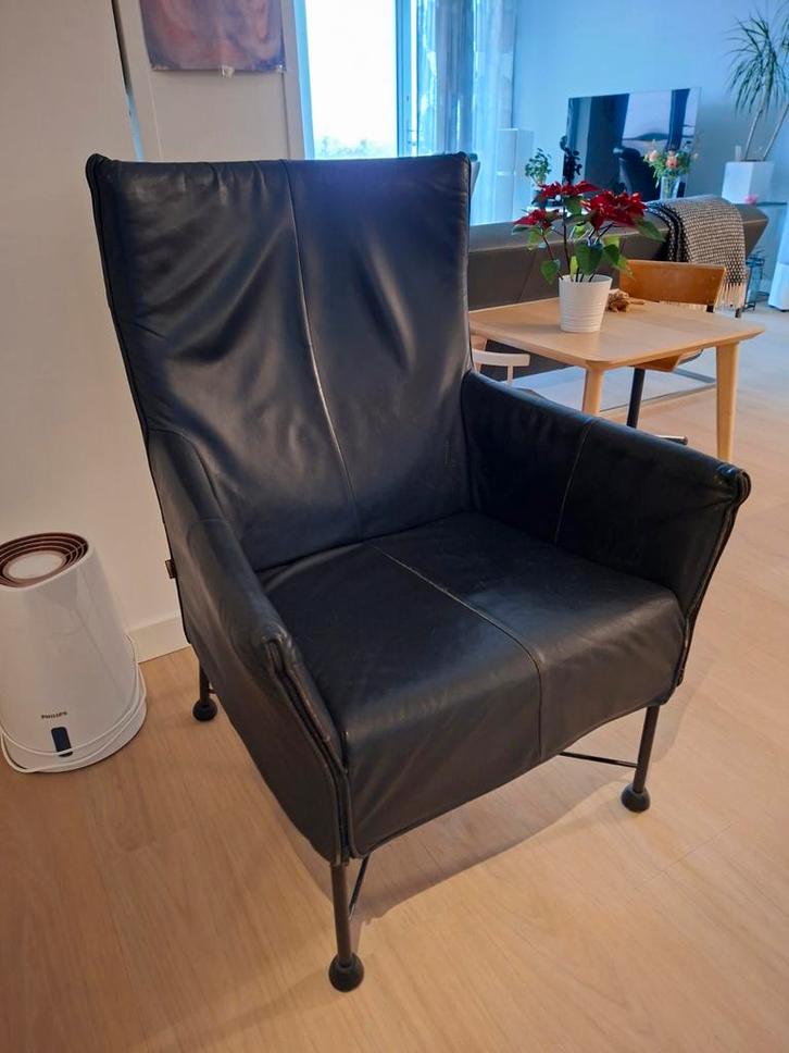 Montis Charly zwart lederen stoel, Huis en Inrichting, Fauteuils, Zo goed als nieuw, Leer, 50 tot 75 cm, 75 tot 100 cm, Ophalen