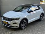 Volkswagen T-Roc 1.5 TSI Sport R-Line l Pano l Virtual l Cli, 4 cilinders, 150 pk, Wit, Origineel Nederlands