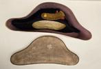Bicorne de la garde civique Jh. T'SAS Bruxelles  sa boîte, Verzenden, Overige soorten, Overige gebieden, Helm of Baret