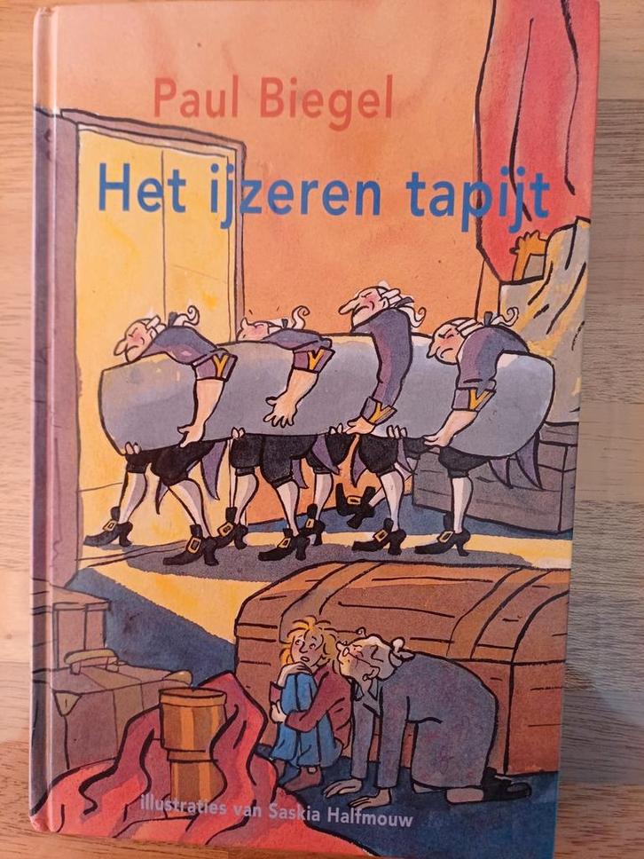 Paul Biegel - Het ijzeren tapijt, Boeken, Kinderboeken | Jeugd | 10 tot 12 jaar, Zo goed als nieuw, Ophalen of Verzenden