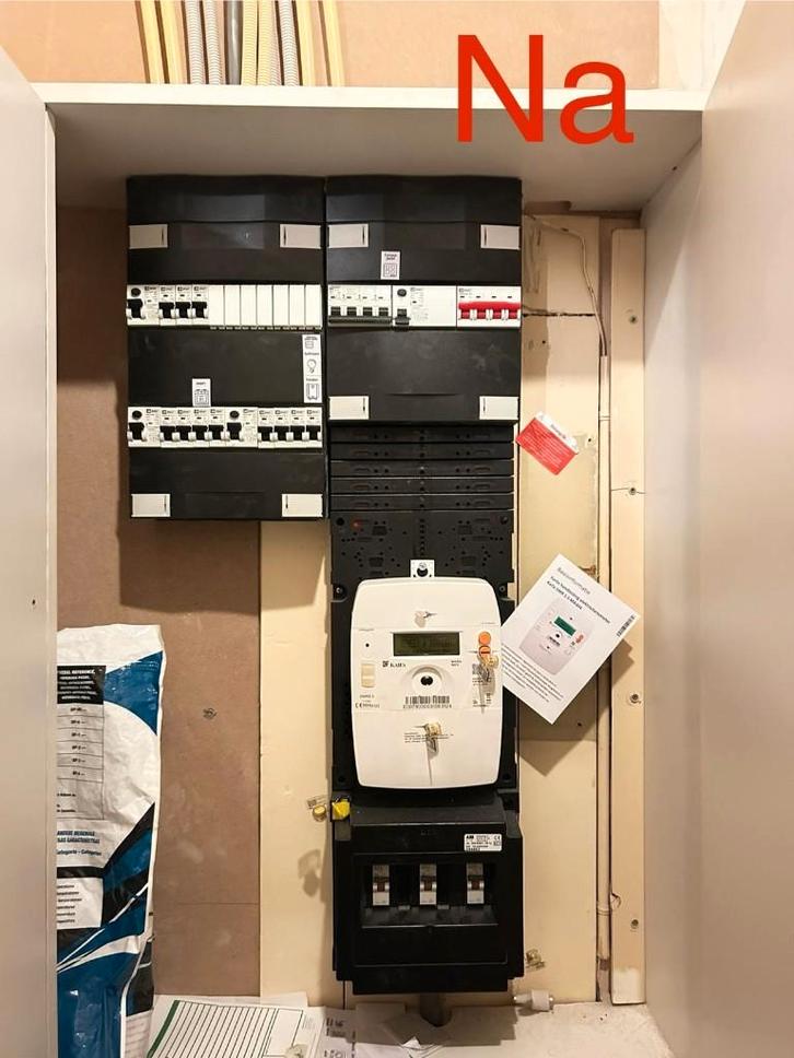 Elektricien voor hulp in huis. Electricien Gezocht, Diensten en Vakmensen, Elektriciens, 24-uursservice, Garantie