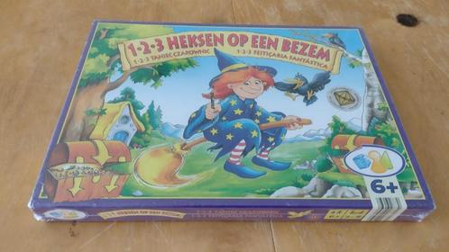 Bordspel: 1,2,3, Heksen op een bezem., Hobby en Vrije tijd, Gezelschapsspellen | Bordspellen, Nieuw, Een of twee spelers, Drie of vier spelers
