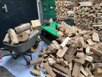 🔥🔥  eiken eikenhout droog haardhout 🔥🔥 beschikbaar voor biedingen